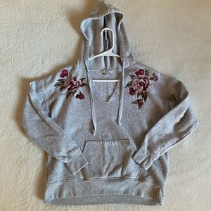 AEO hoodie sweater  XS or S  grey